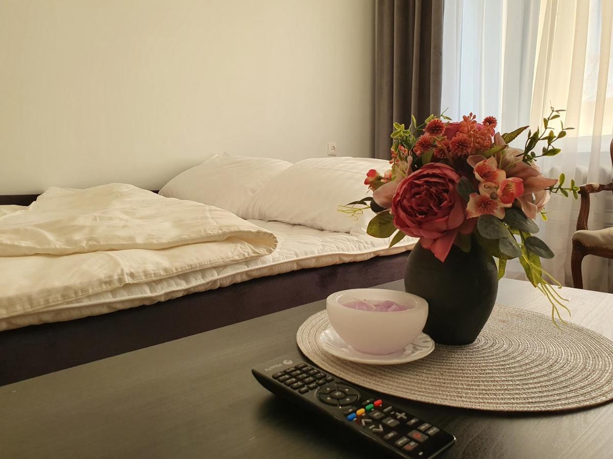 Lovely 2-Bedroom Flat In Siauliai 外观 照片